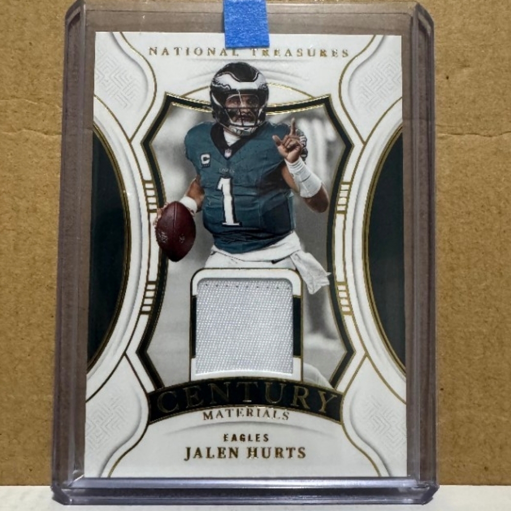 🏈🏆Jalen Hurts "Gold Century Material White Patch - 04/49 Insert" Card🏆🏈